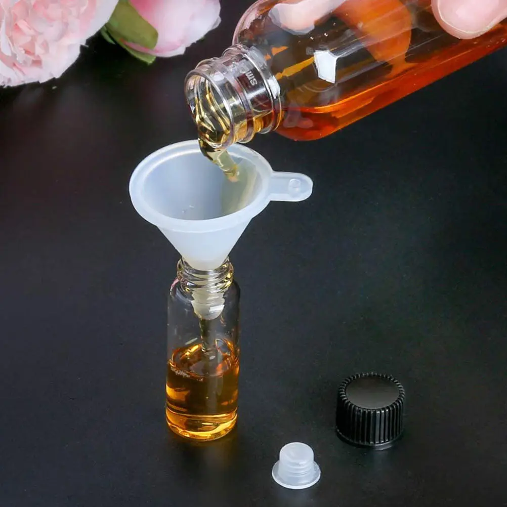 

24Pcs Essential Oil Vials Premium Glass Mini Liquid Bottles Compact Leakproof Traveling Bottles for Gym Hotel Business Trip