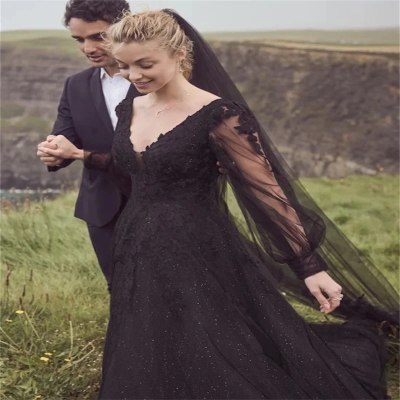 Vestido de novia Vintage de tul con cuello en V negro, vestido de boda de corte A para mujer, vestido de baile de boda elegante con apliques de encaje, mangas para vestido de novia