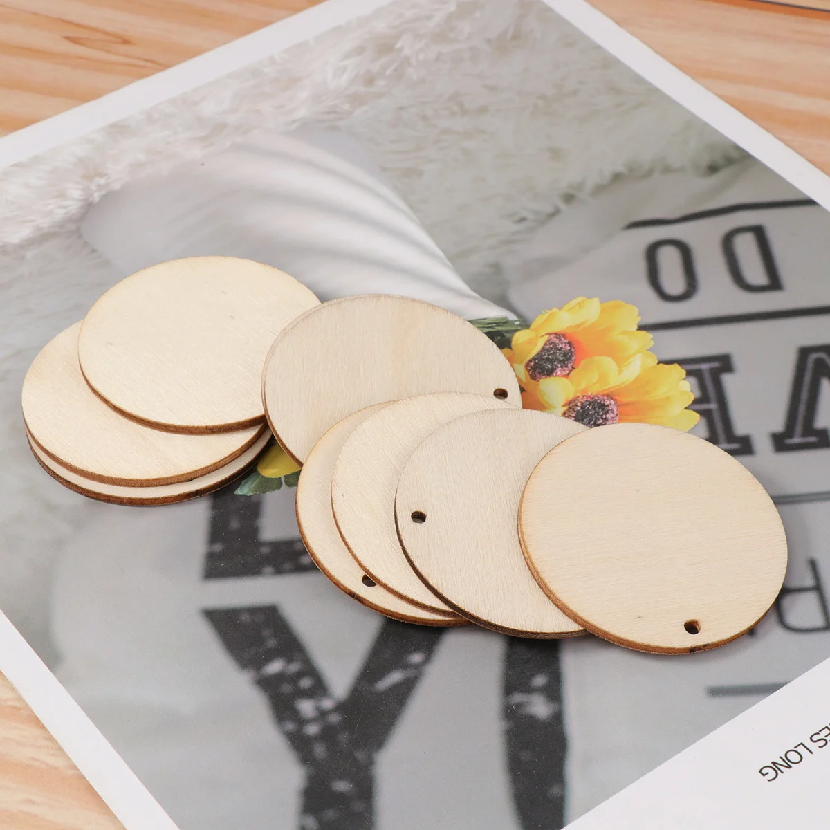 

50pcs 5Cm Wooden Slice For Craft Unfinished Round Wood Piece Diy Decoration Scrapbooking Wedding Christmas Gift Packaging Home