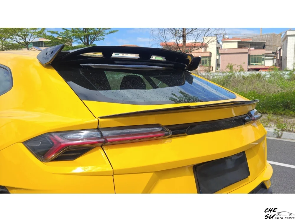 New Popular Car Tail Wing Kit for Lamborghini URUS S Upgraded 1016 Style Carbon Fiber Rear Spoiler Body Kit, Customized Car Kit