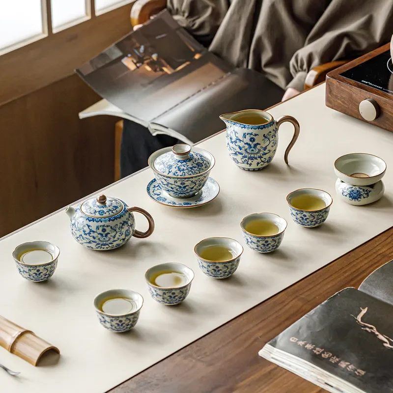 11 Piece Beige Ru Kiln Ceramic Tea Set Blue and White Lotus Pattern Kung Fu Teapot Cups Household Gift Box Traditional Ware