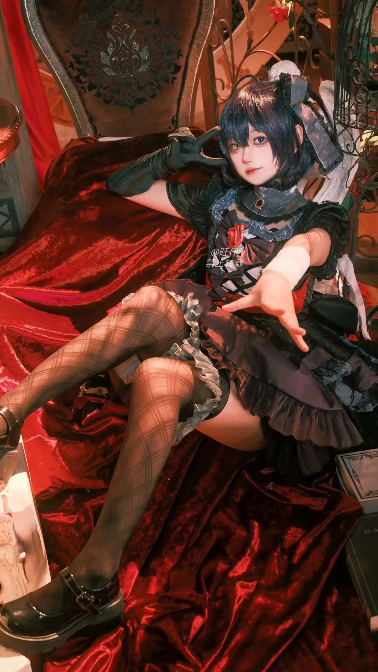 

Cosplay anime Takanashi Rikka's Rose Gown from Love Chunibyo Other Delusions Costume and wig