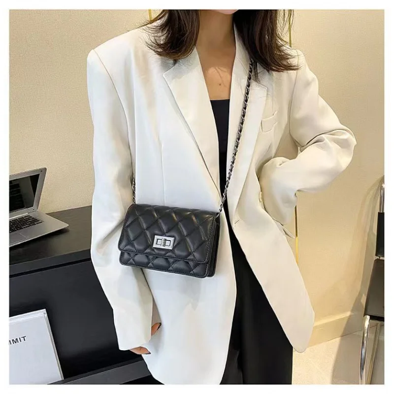 

Elite Ladies Tote Bag Made Of Microfiber Leather Featuring High-End Paris Elegant Vintage Lightweight Soft Commuter Look​