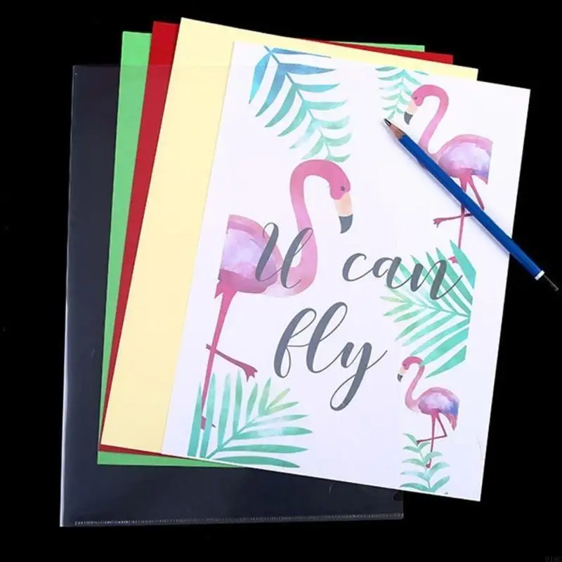 4 folder plików z 4 plastik