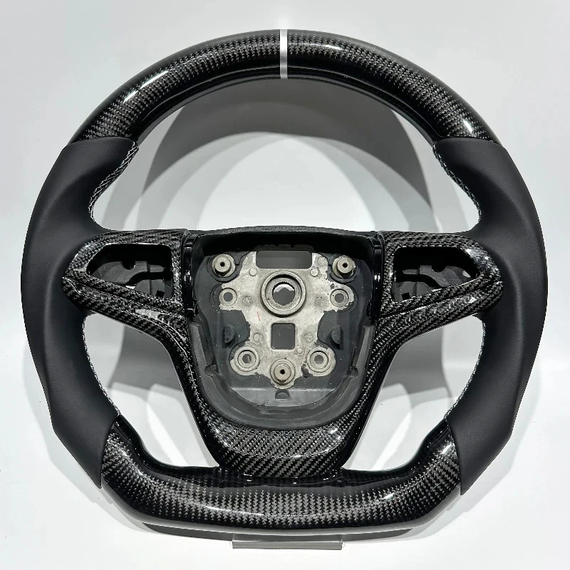 

Suitable Real Black Carbon Fiber Silver Center Line Perforated Leather Black Stitching Steering Wheel Suitable