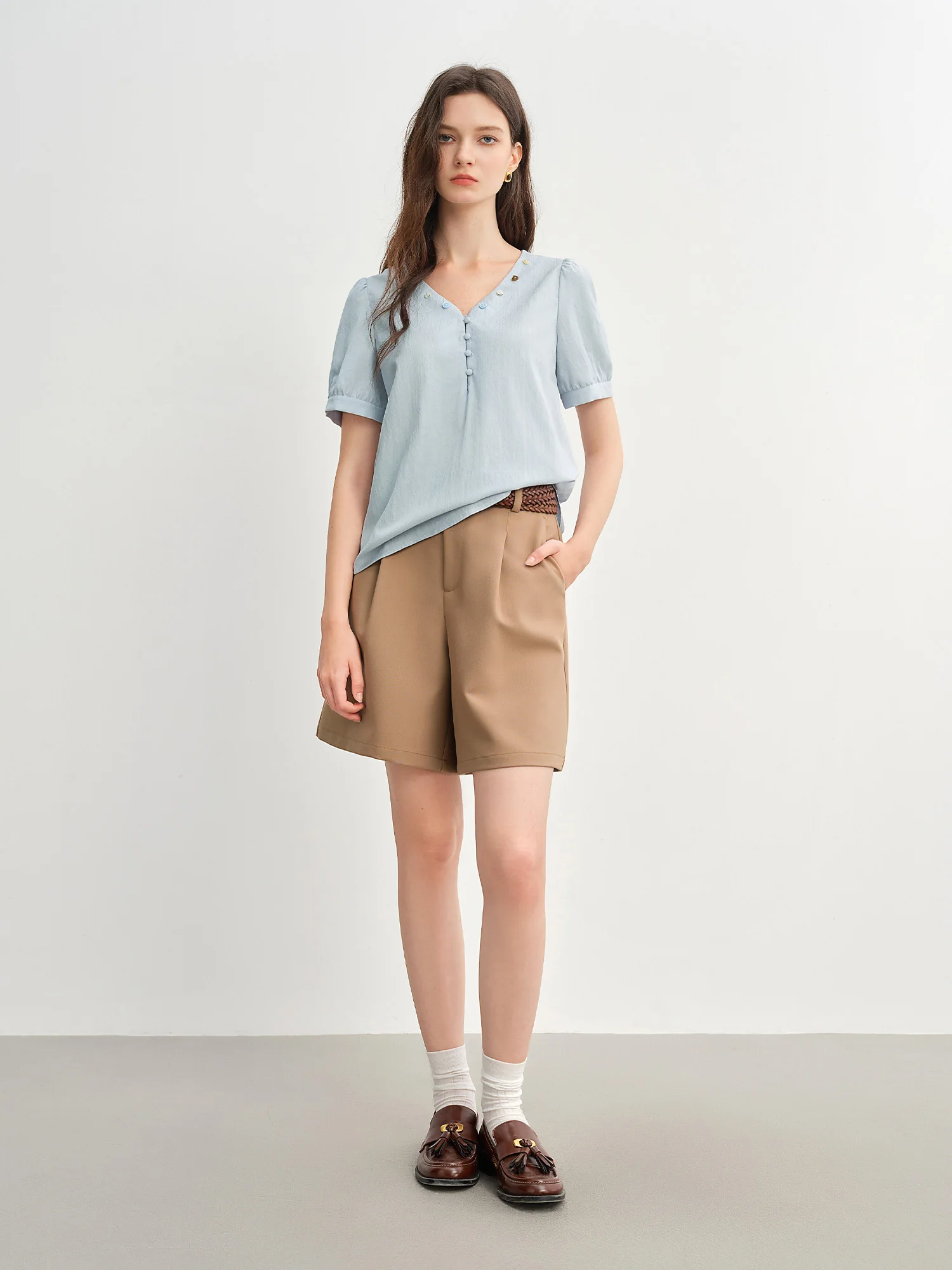 Dushu plus size feminino colorido botão decorações blusa com decote em v 2025 verão nova chegada moda camisa de manga curta 25ds82907