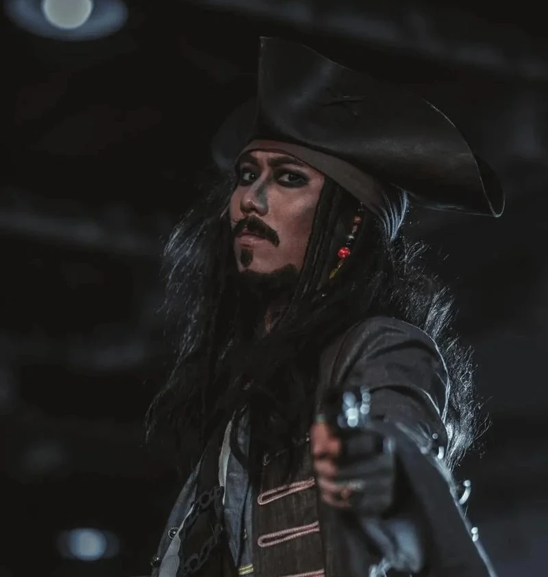 

Костюм для косплея Джека Спарроу из фильма «Пираты Карибского моря» для взрослых мужчин, полный комплект для выступлений и вечеринок