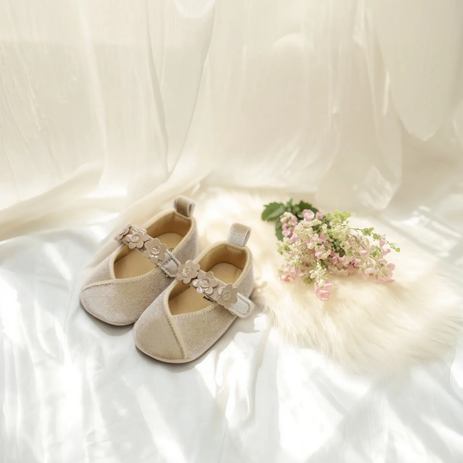 

RABEISIR Baby Girl Princess Shoes Baby Steps Shoes Wedding Shoes 0-6-12-18 Months Soft Bottom Comfortable