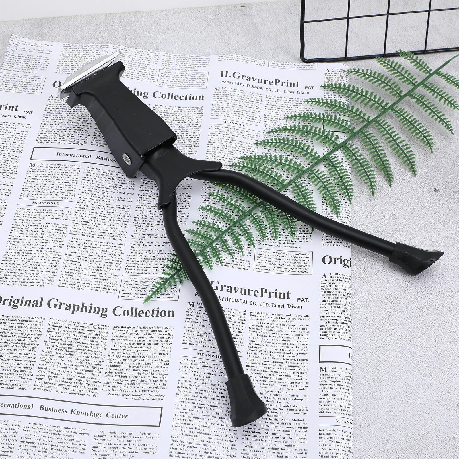 

1Pcs Double Leg Bike Kickstand Heavy Duty Aluminum Holder for Mountain Bikes 26 Inch Plus Parking Support Side Stand