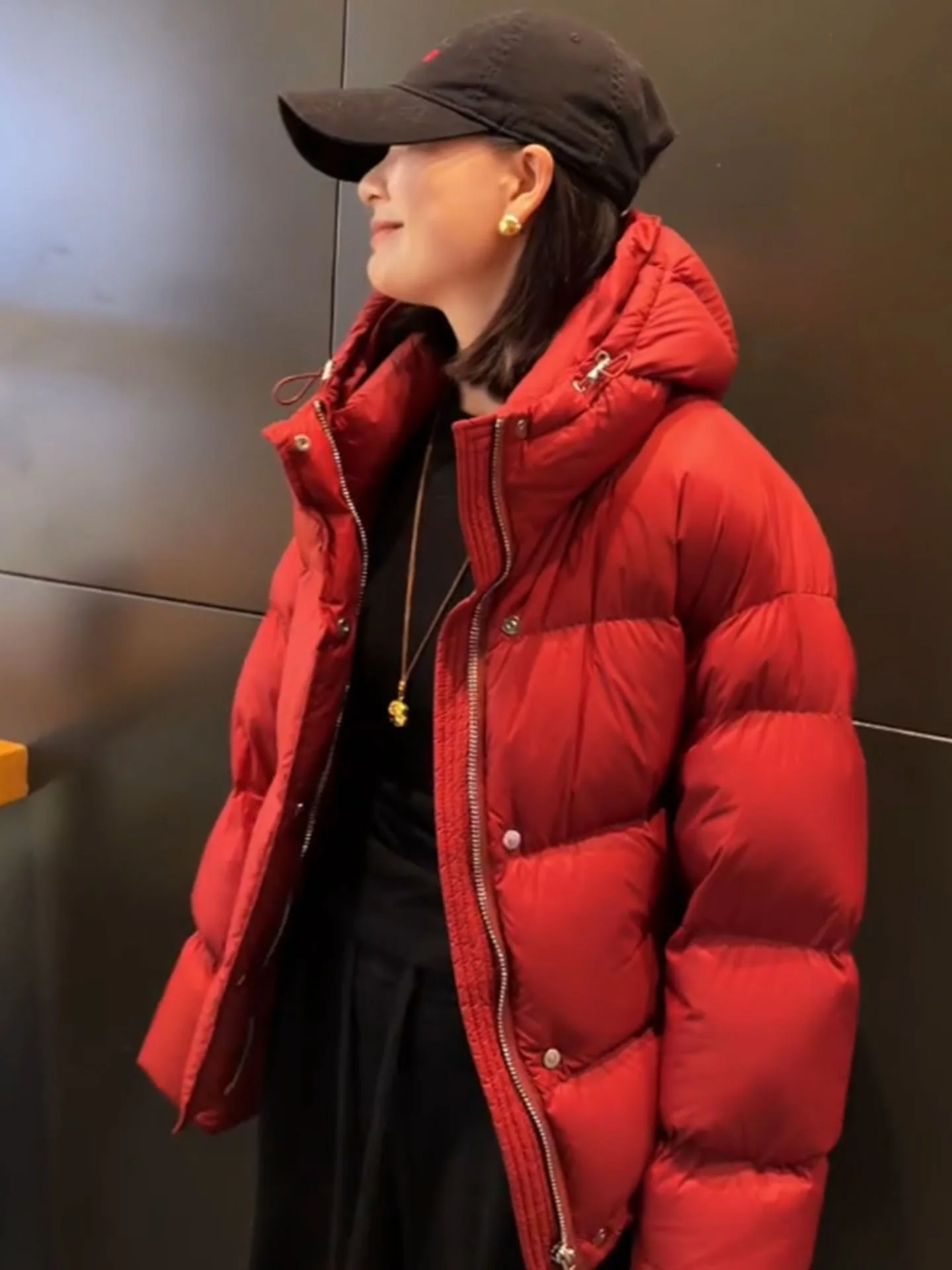 Faionable Red ort Puffer Jaet Women's Bread Sle Winter Coat Korean Version Regular Fit Polyester Fiber Warmth