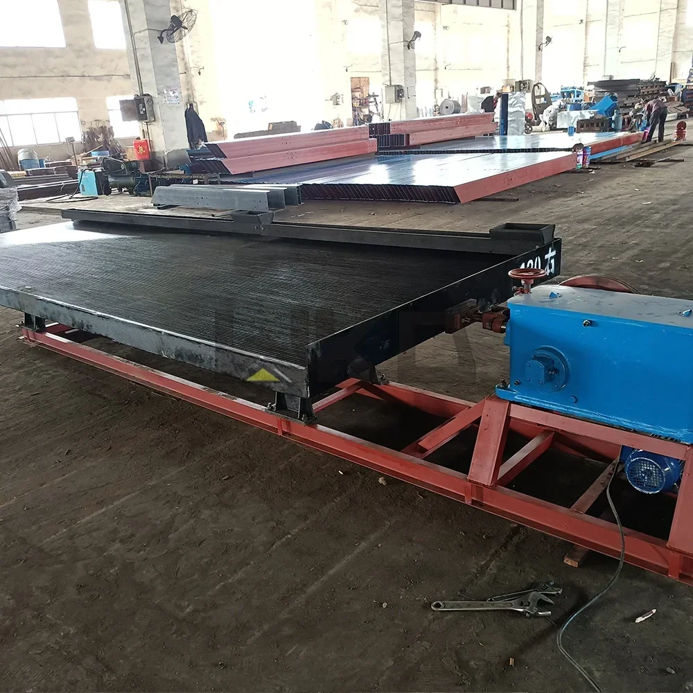 Outdoor portable siphon type gold washing chute river bottom strong suction automatic feeding gold mining machine