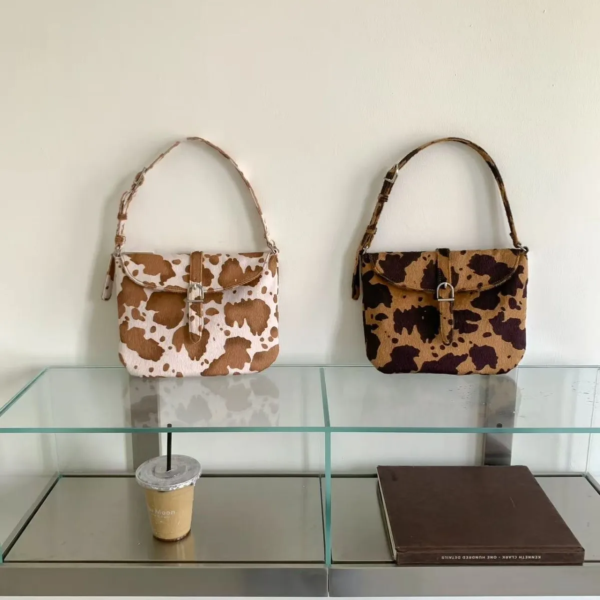 Suede Underarm Bag Autumn Winter New Korean Edition Leopard Print Pattern Handbag Female Trend Versatile Single Shoulder Bag