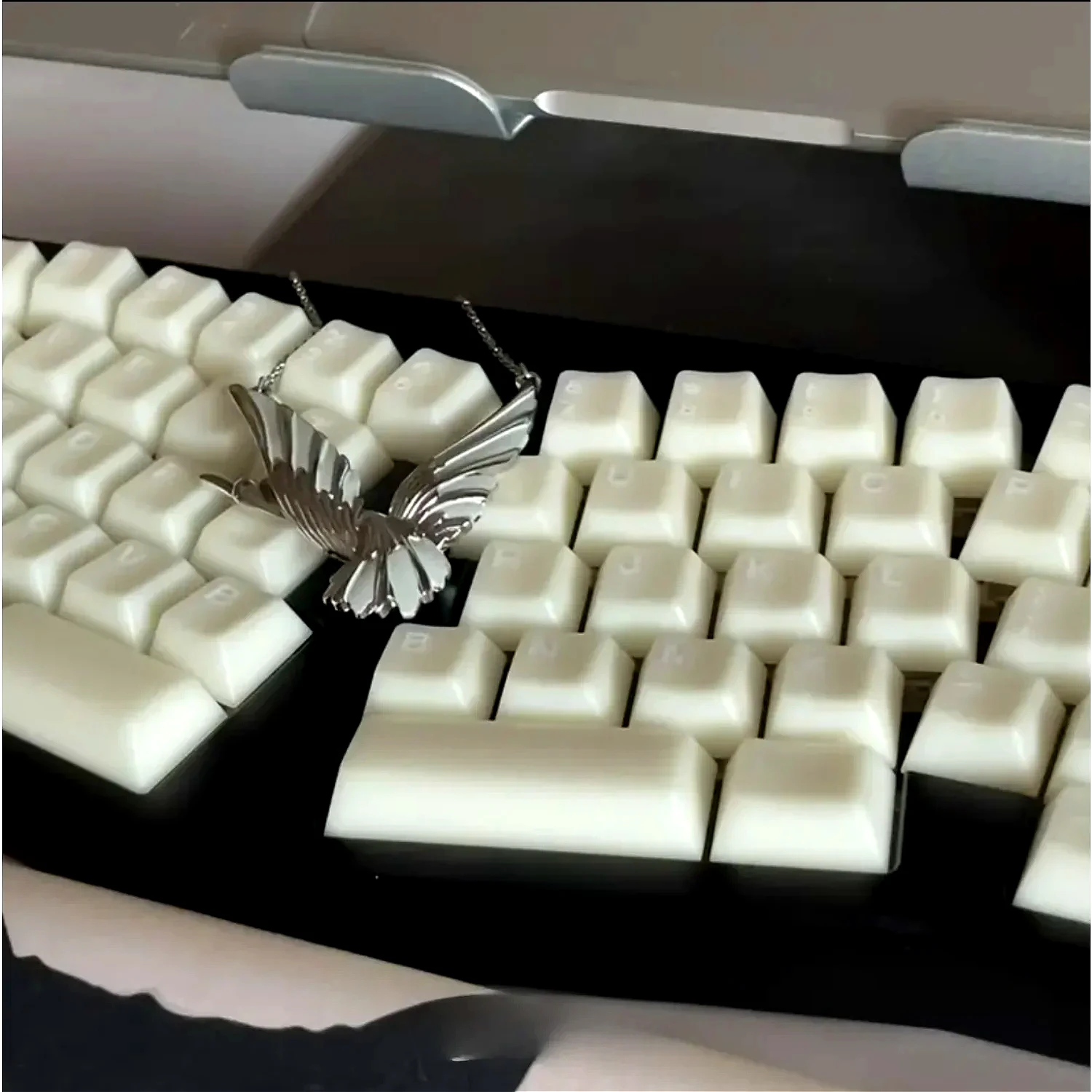 Cherry Keycaps PBT 141-key Milky White Alabaster Simple for 60/64/84/98/108 Mechanical Keyboards