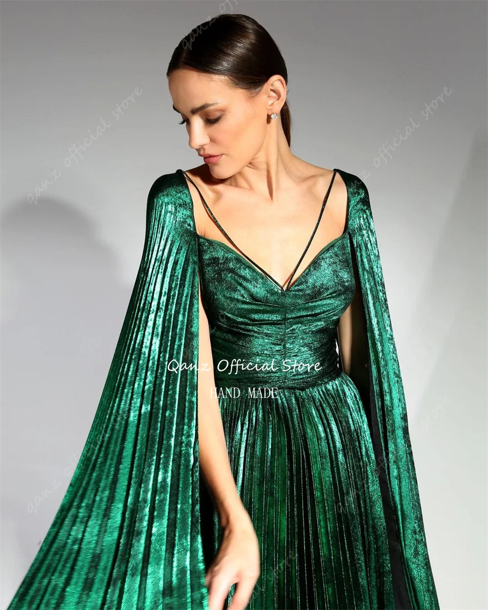 Qanz Emerald Green Gracefull Evening Dresses Long A Line Robes De Soirée Cap Sleeves Vestidos De Noche Para Mujer Customized