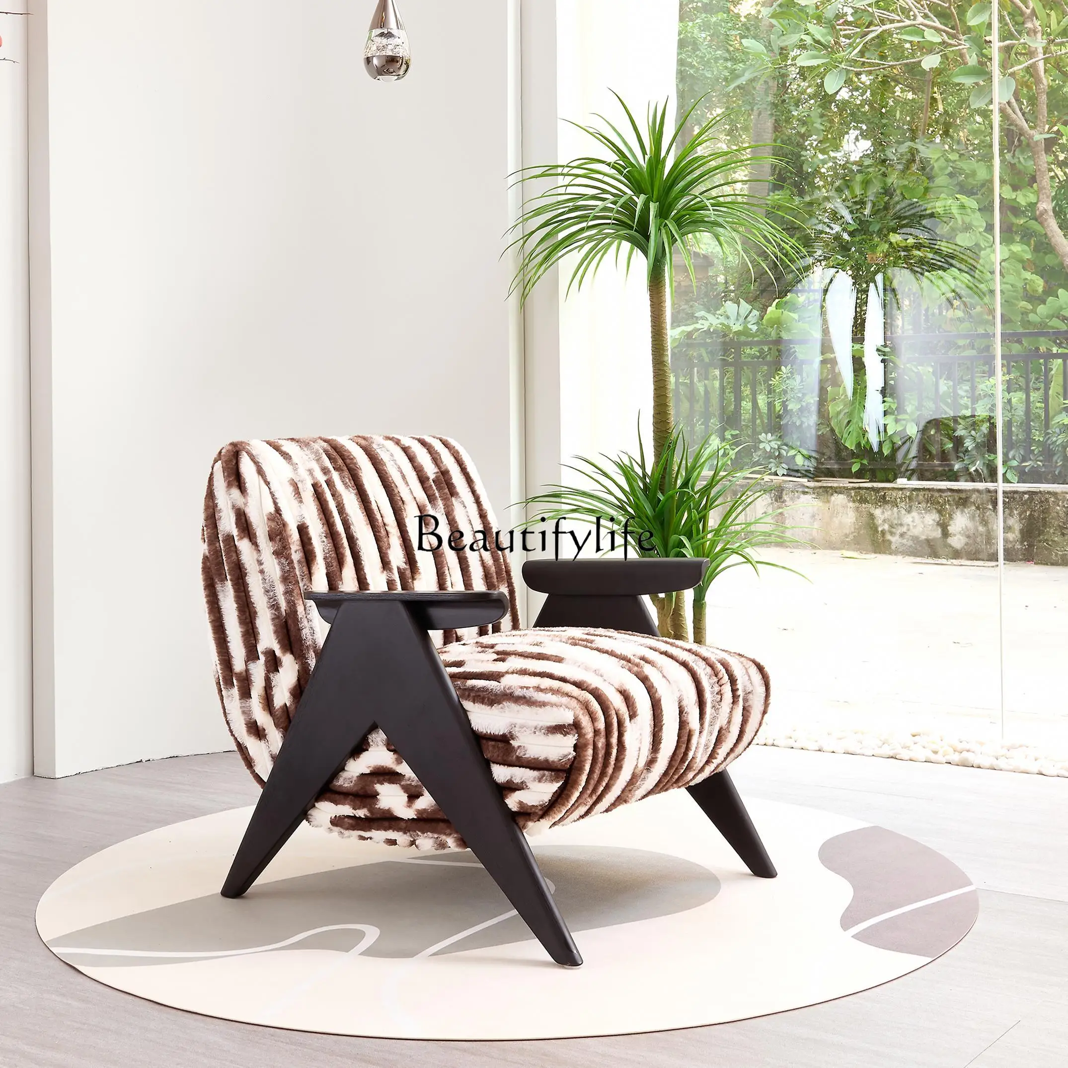 Single leisure chair Living room fleece feeling skin-friendly, comfortable and smooth modern simple home leisure chair