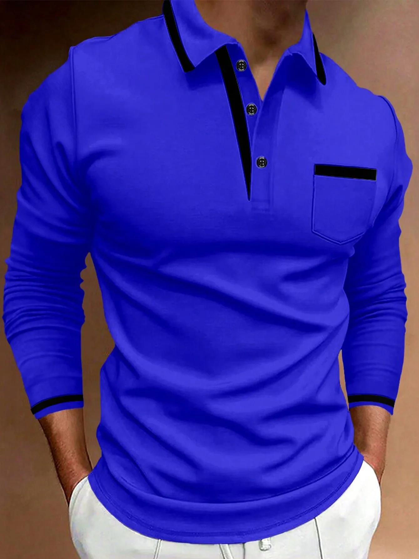 

Мужская рубашка-поло королевского синего цвета с длинным рукавом и черной отделкой