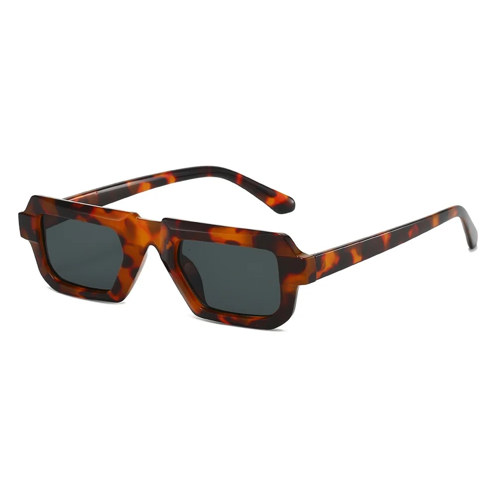

New Retro Leopard Print Square Frame Women Sunglasses 2025 Luxury Punk Hip Hop Style Small Frame Men Leisure Sun Glasses UV400