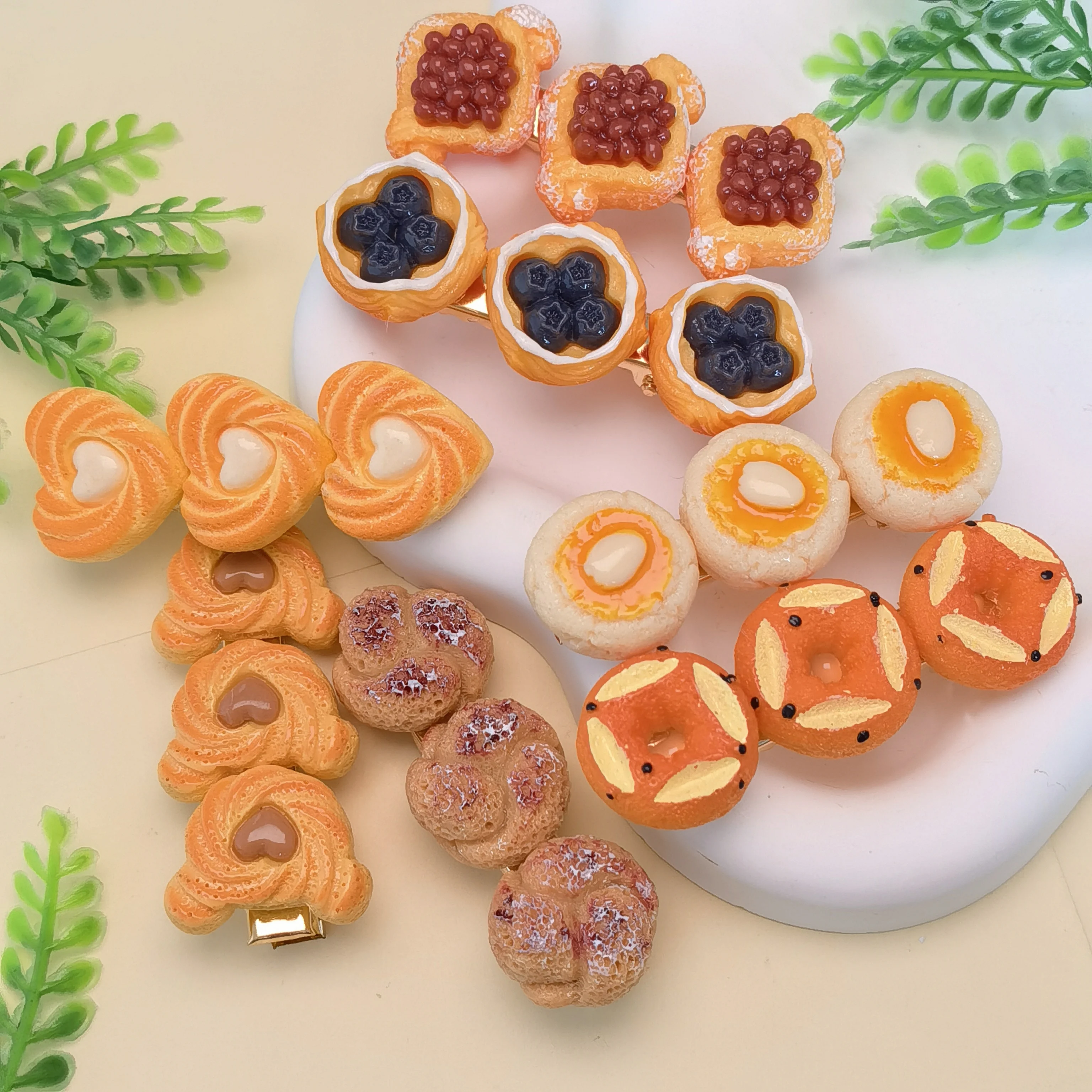 Funny Simulated Bread Hairpin Hair Clips Cute Creative And Funny Hair Accessories For Students Duck Bill Clip Side
