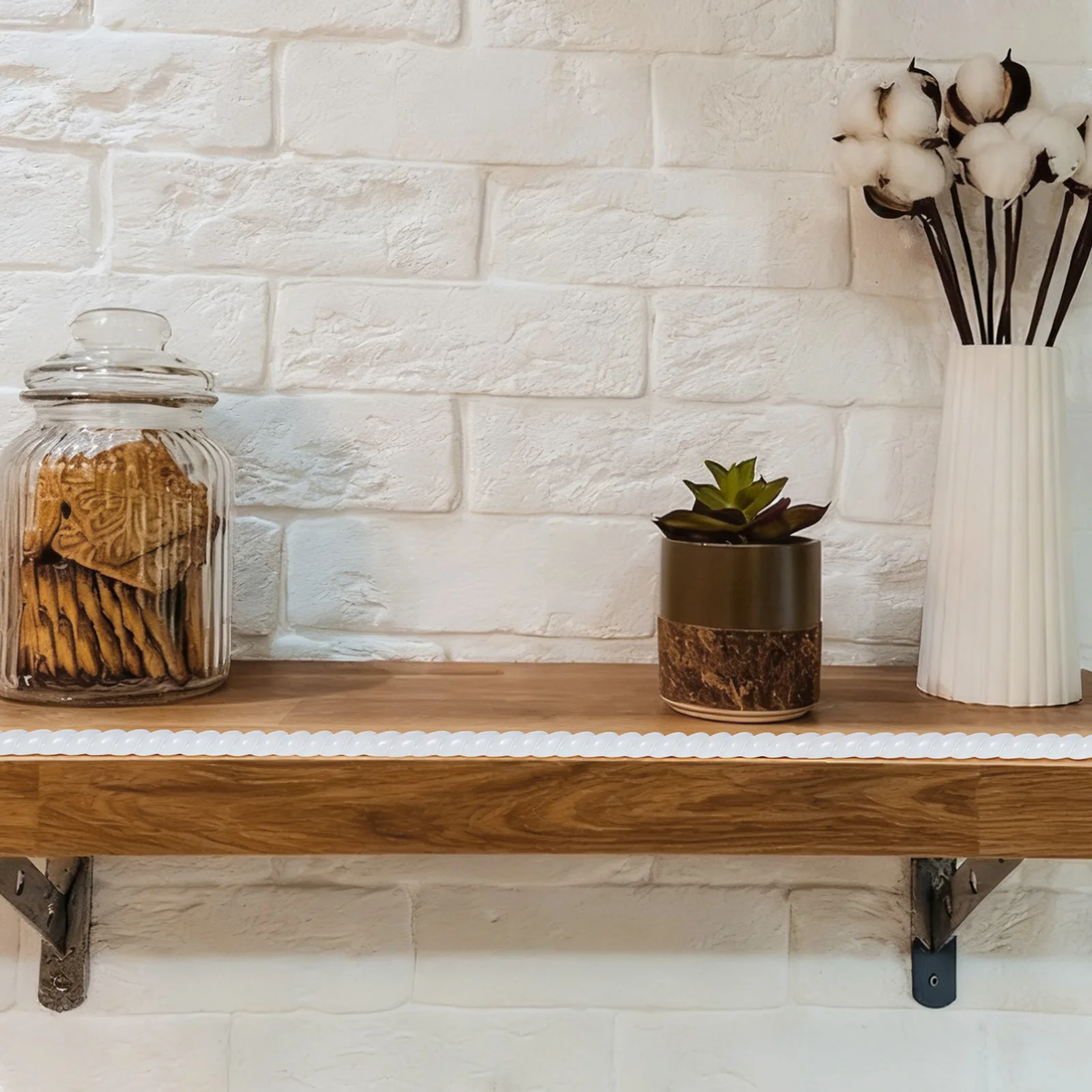 

Durable PVC Flexible Molding Trim Easy to Clean Peel and Stick Wallpaper Border for Wall Corners Corner Trim Wallpaper Border