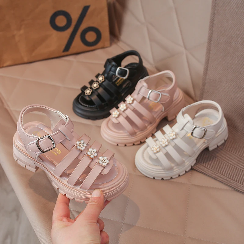 Little Girls Chunky Roman Sandals with Cute Flowers 2026 New Summer Toddler Beach Shoes Non-slip Classic Retro Style Party Shoes