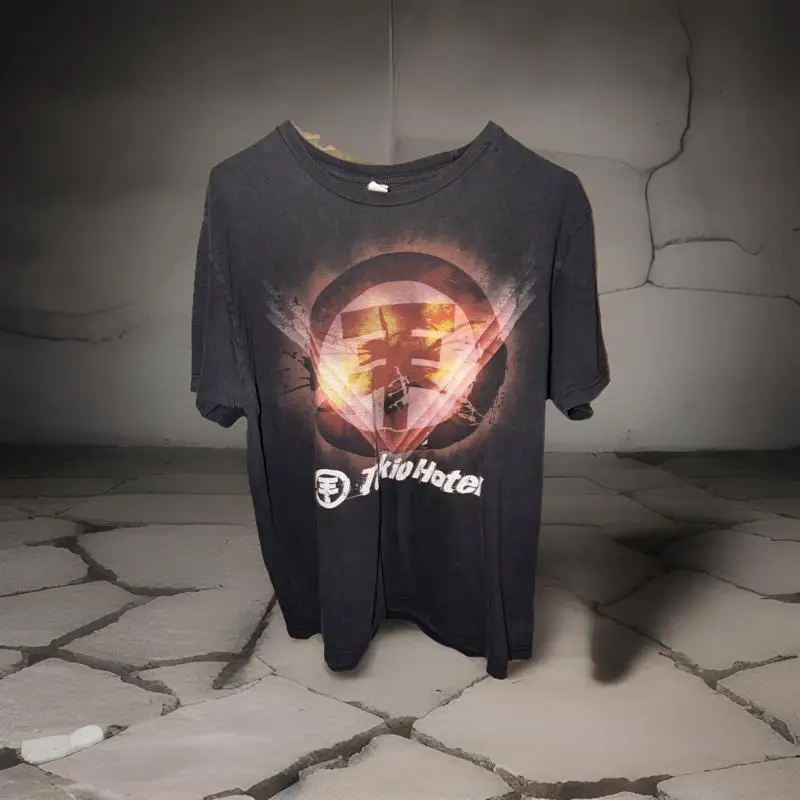 Y2K Tokio Hotel Scream graphic tee on Tultex Shirt Size Large