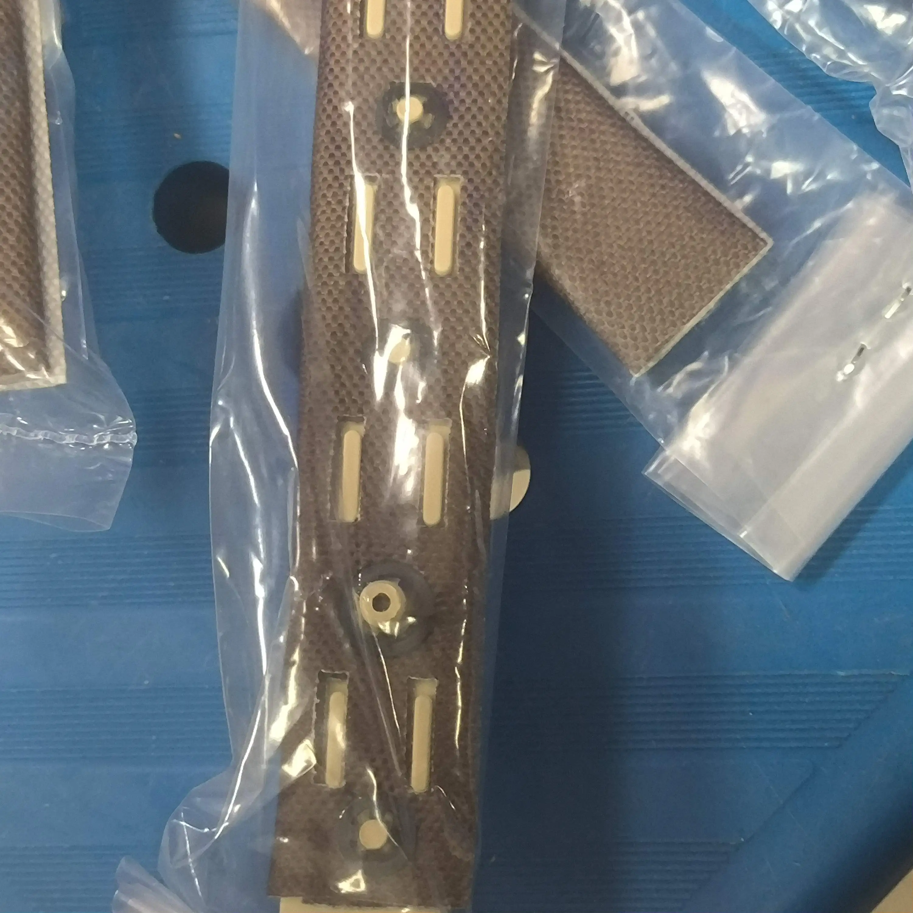 

FK-1150 302RV93050 Oil Application Pad Holder for Kyocera M2040 M2135 M2235 M2540 M2635 M2640 M2735 M2835 P2040 P2235 P2335