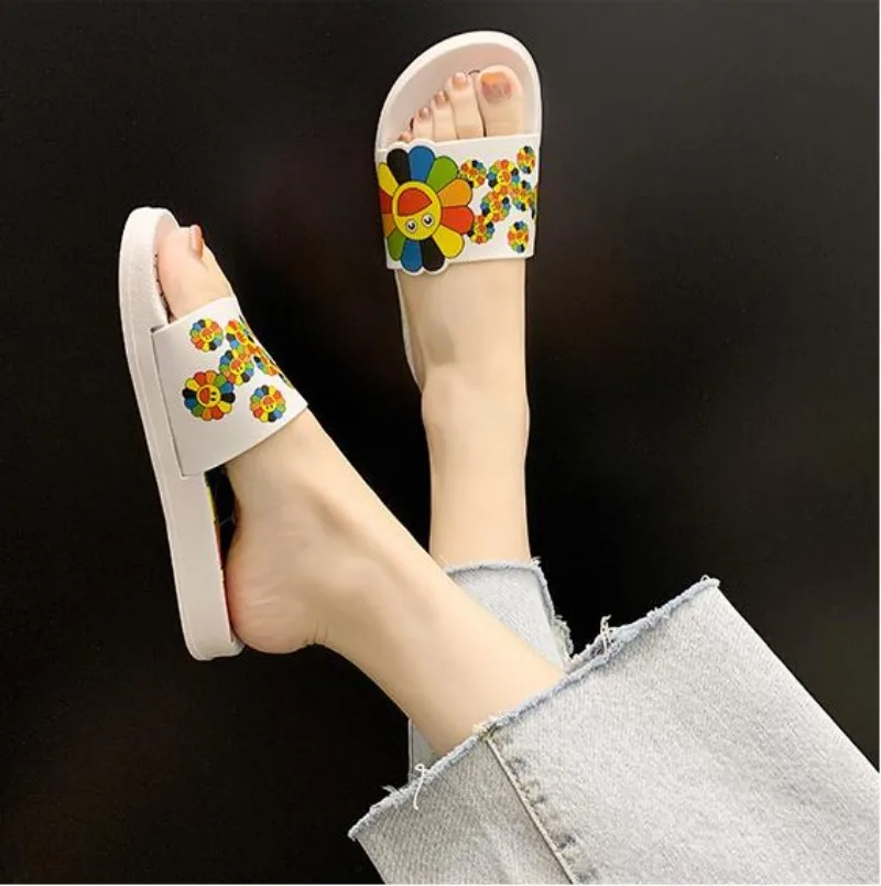 Summer Flower Slippers Women\'s Indoor Anti slip Home Couples Soft Sole Flat Slippers Beach Slippers Women\'s Sandals