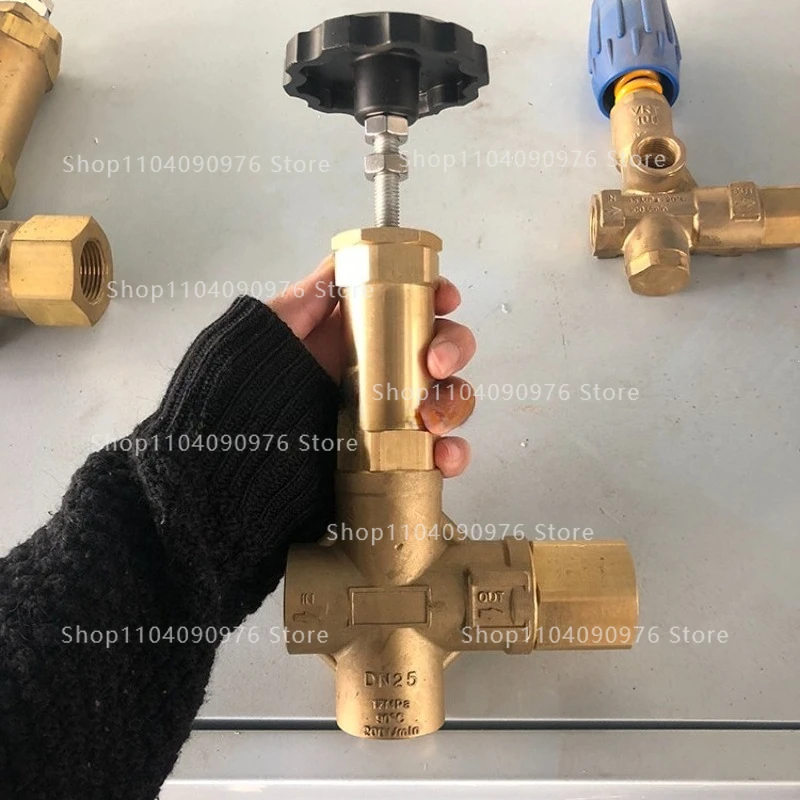 Suitable for washing and sweeping car automatic car washing machine three-plunger high pressure pump pressure regulating valve