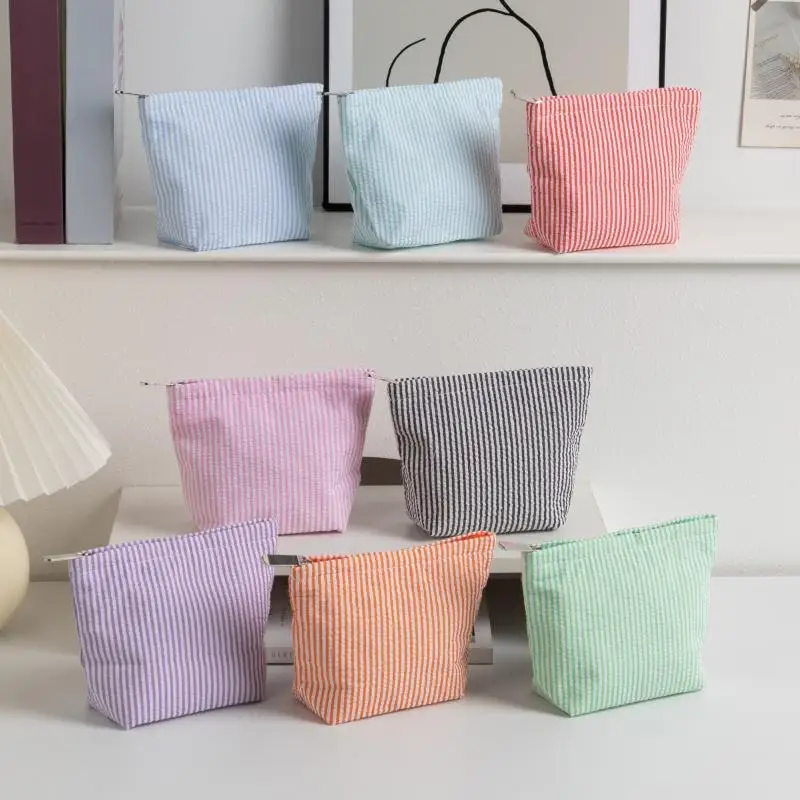 Women’s Portable Small Cosmetic Bags Vertical Stripes Ideal for Travel Use