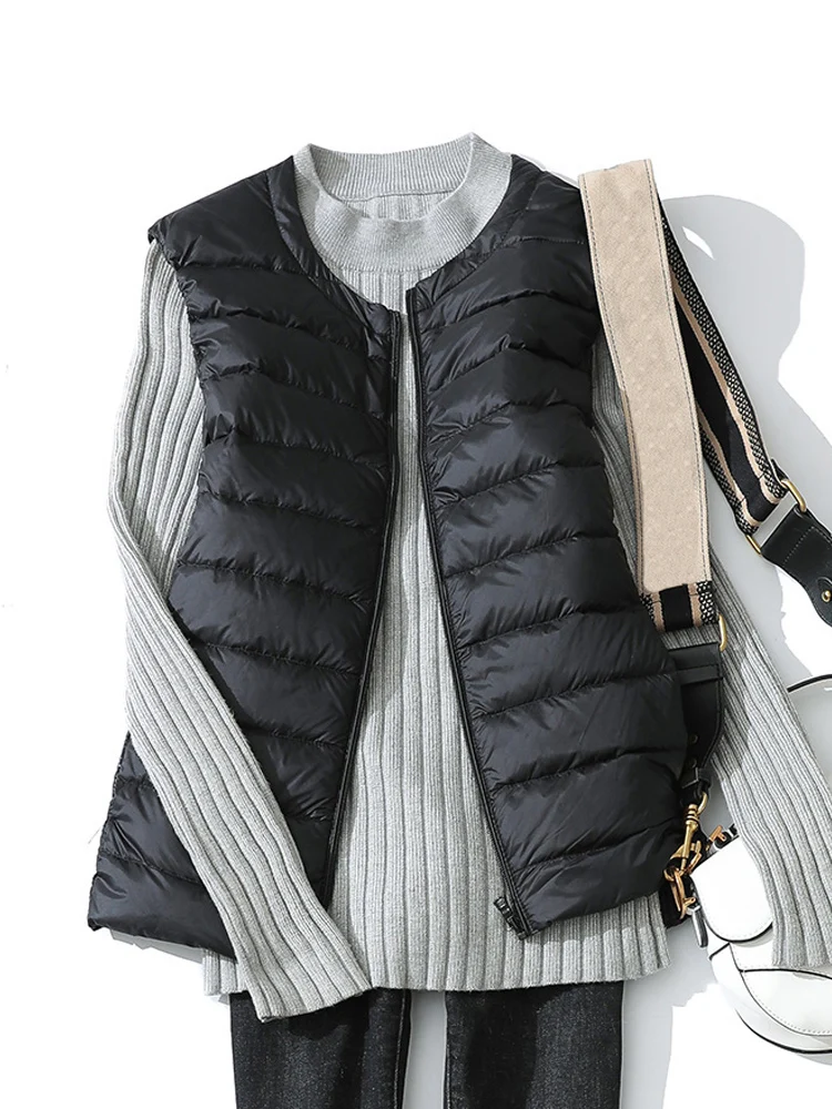 0-10℃ Women Duck Down Vest Jackets 2024 New Autumn Winter Female Sleeveless O-Neck Portable Puffer Waistcoat Windproof Parkas