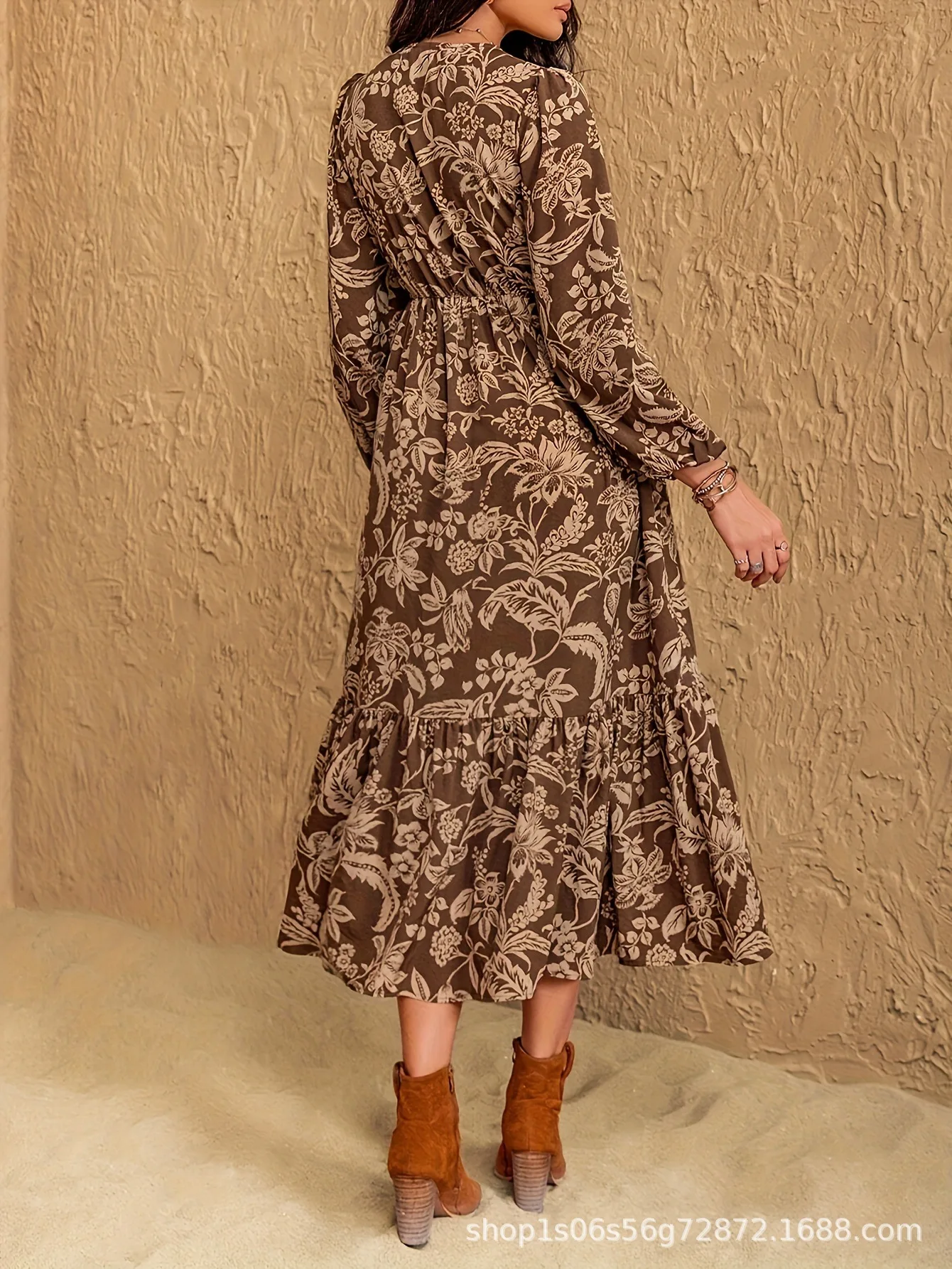 Robe bohème en dentelle florale à col en V, robe mi-longue de fête de plage de vacances, robe trapèze d'été Boho, robe élégante en dentelle pour femmes