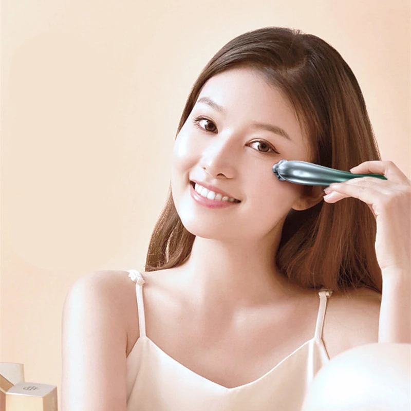 Dispositivi per la bellezza degli occhi a radiofrequenza EMS Sollevamento degli occhi a microcorrente per schiarire le borse degli occhi Strumento di bellezza per massaggio delle linee sottili