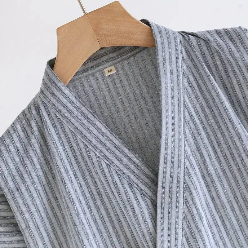 

Men's Kimono Sleeping Robe Cotton Striped Printed Tied Lace Up Bathrobe With Pocket Plus Size Summer Thin Yukata Men Robes
