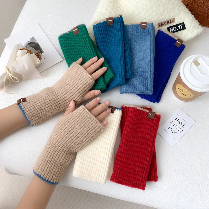 Warm Half Finger Knitted Gloves Autumn and Winter Fingerless Deer Cashmere Gloves Women Mittens Thumb Hole Short Gloves