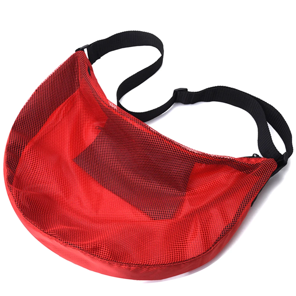 あらゆるフィットネスニーズに対応する軽量スポーツバッグ。防水生地でジム旅行やアウトドアでの使用に最適です。