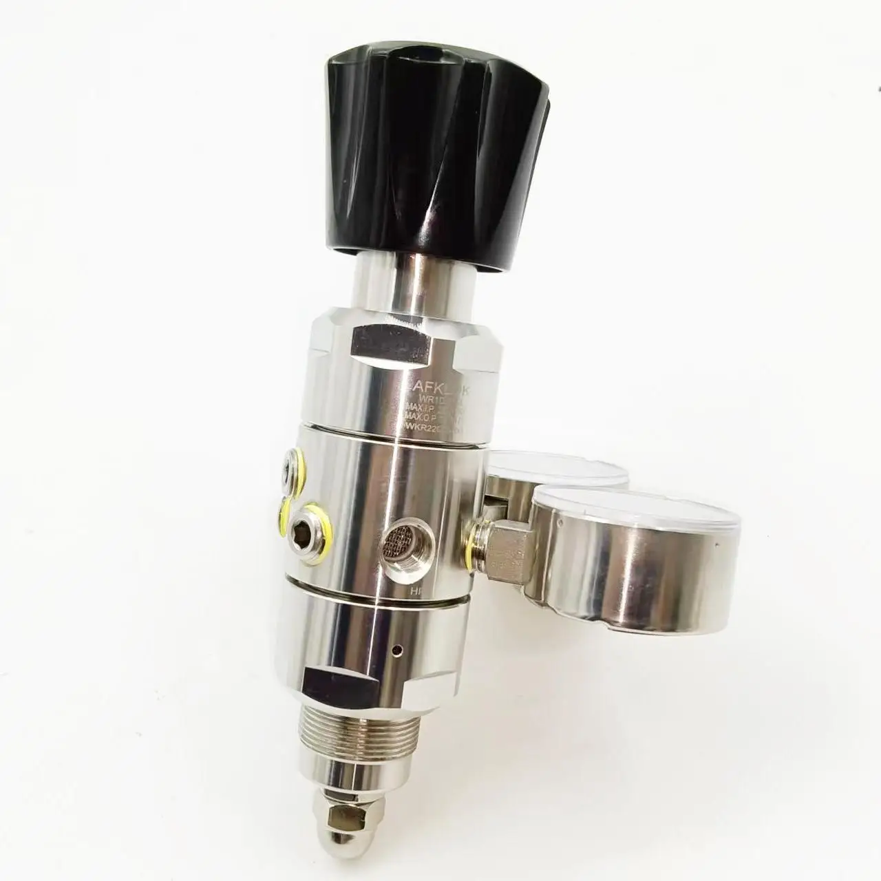 

2025 Manual Two-Stage Pressure Regulator High Pressure High Temperature Reducer Diaphragm Design for General O2 Application