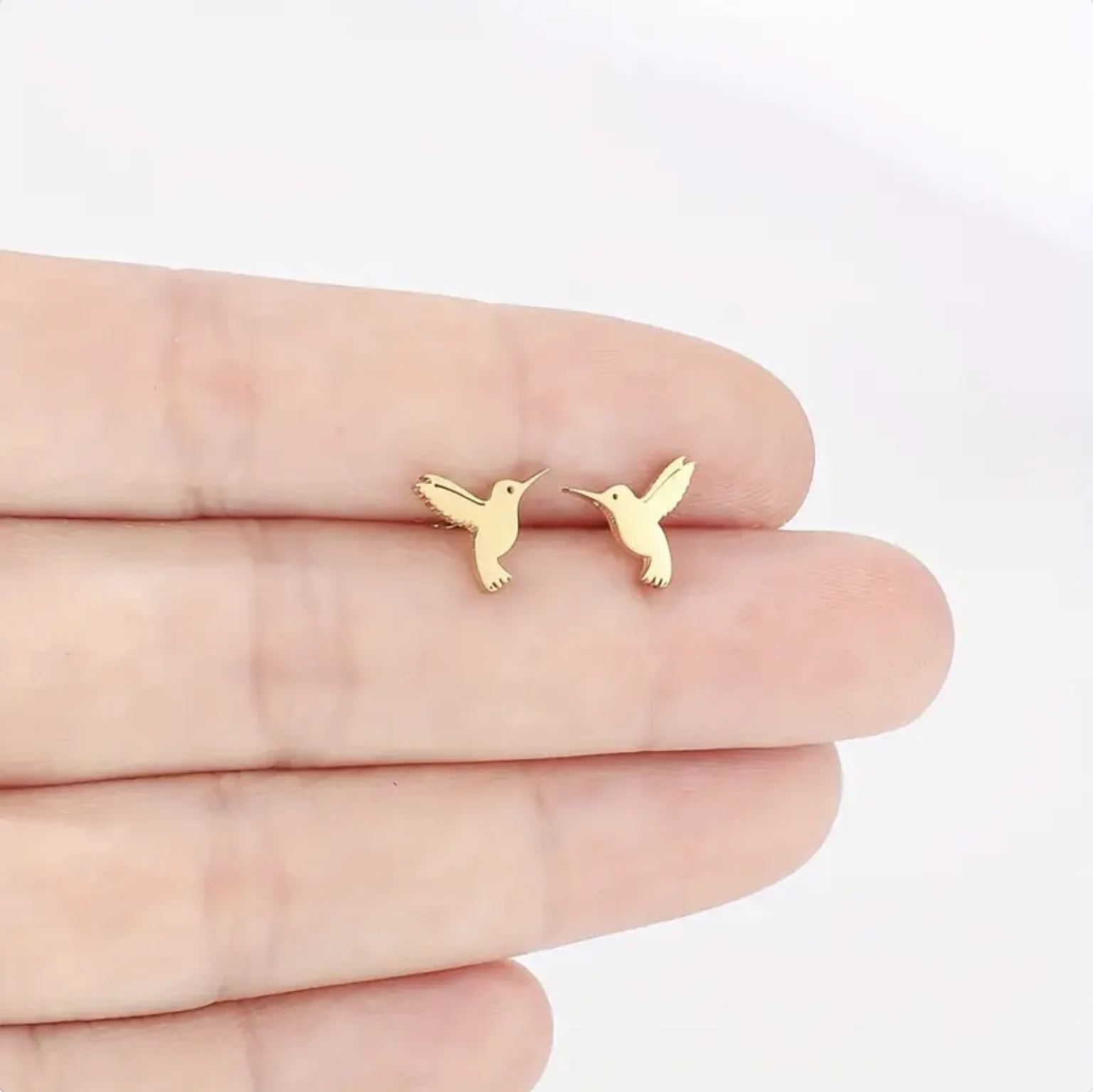 

Simple Fashion Stainless Steel Hummingbird Stud Earrings