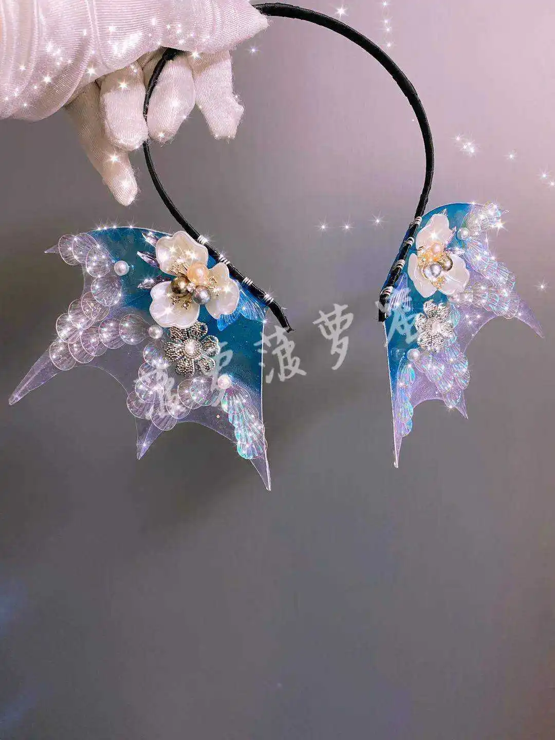 

Handmade Merman Ears Headband Non-Pierced Goldfish Ji Koi Ancient Style Girl Mountain and Sea Sutra Cosplay Accessories
