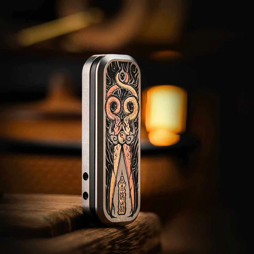 NAYICI EDC Golden Dragon Scissors Eraser Long Track Dense Segmented Mechanical Metal Fingertip Decompression Push Card