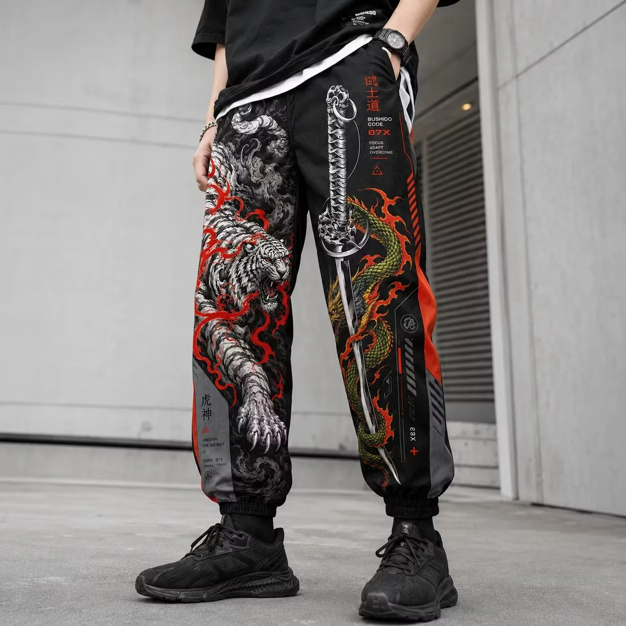 Men's Techwear-Style Cuffed Sweatpants – Japanese Hannya Mask Print – Streetwear/Hip-Hop/Harajuku Casual Athletic Pants