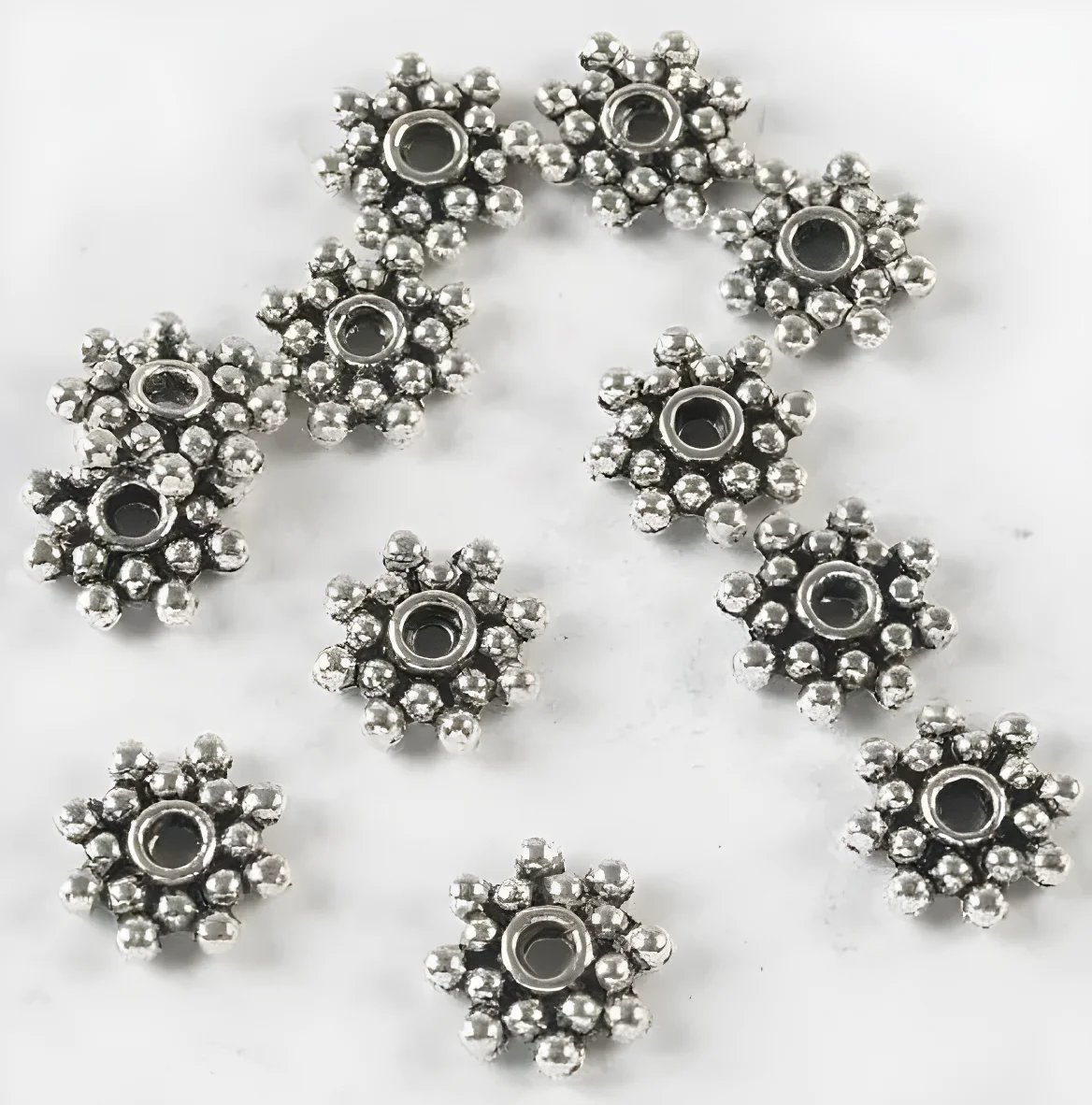 

100pcs 8x2mm hole:1.7mm Alloy matel antiqued silver color daisy flower spacer beads HW3915H