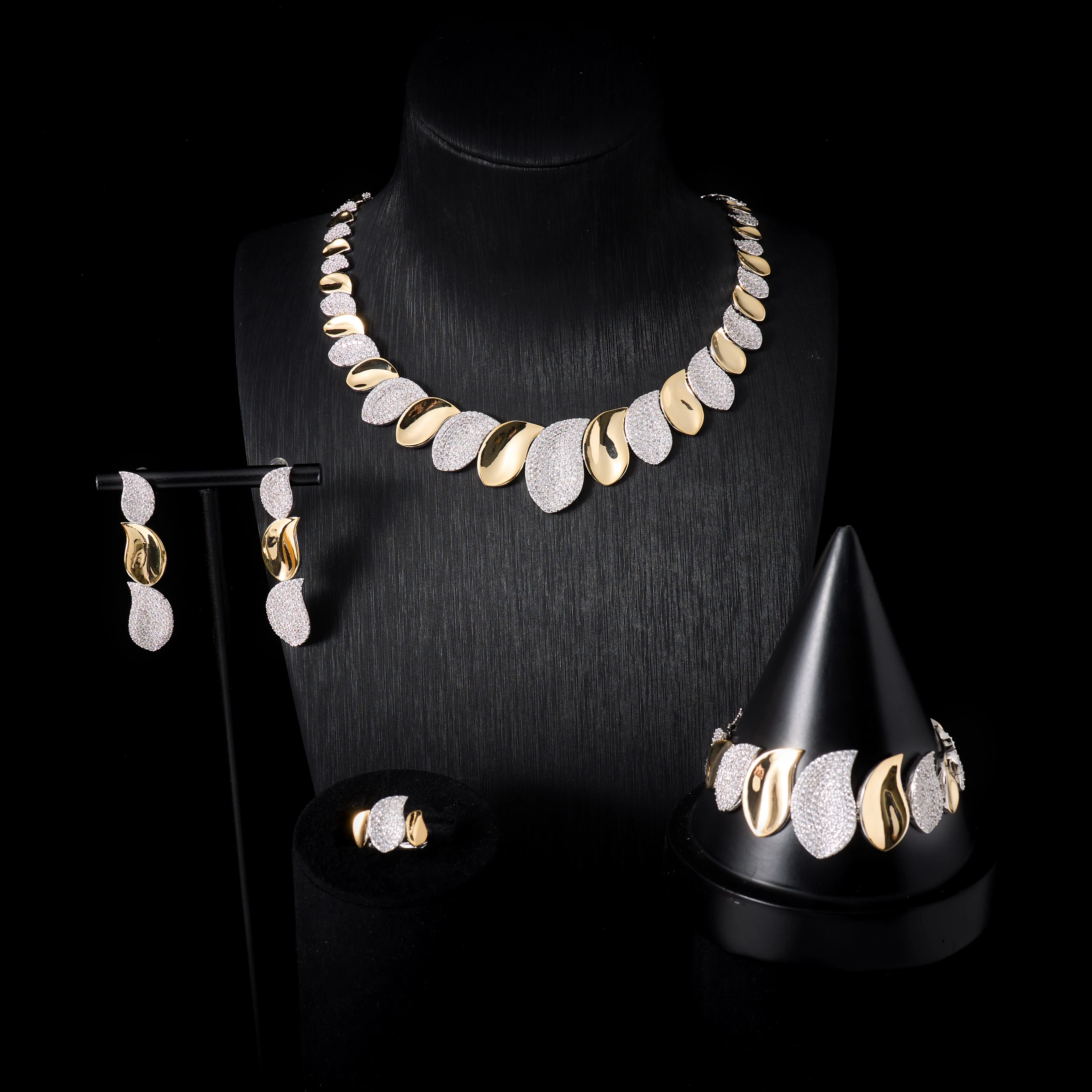 

IN JEWELIFE Cubic Zirconia Bridal Women's Jewelry Set Luxury African Jewelry Set For Women Wedding Party Zircon Crystal Dubai