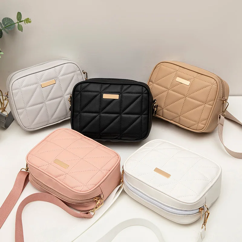 

Triangle diamond grid embroidery adjustable shoulder strap camera bag trendy, simple, solid color sequin large capacity single s