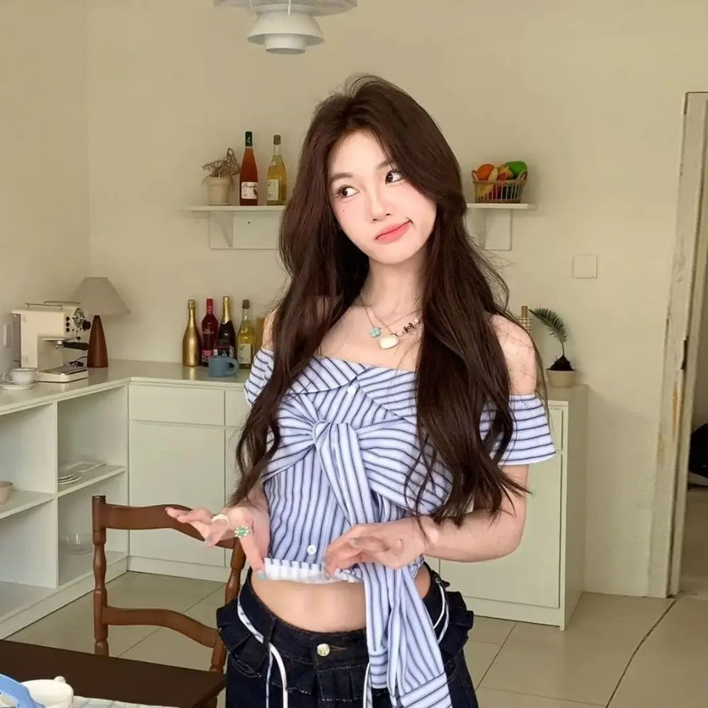 

Sweet Short Women Blue Stripes Blouse Korean Style V-neck Long Sleeve Shirts Streetwear Slim Fit Slim Buttons Shirts Girls Gift