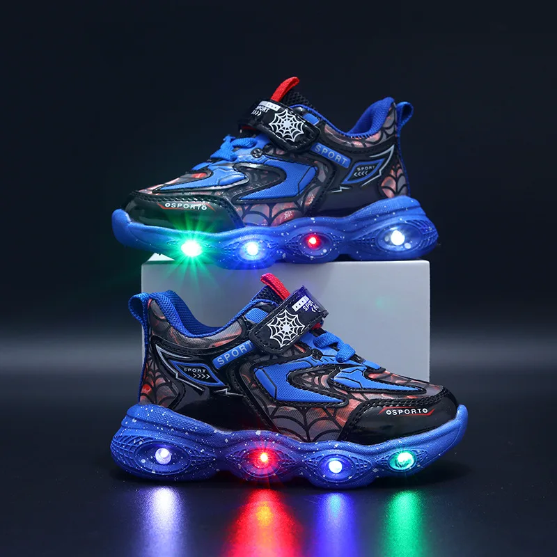 LED Baby świecące buty chłopięce świecące Spiderman sportowe trampki chłopięce antypoślizgowe buty dla małego dziecka latarki Led Disney