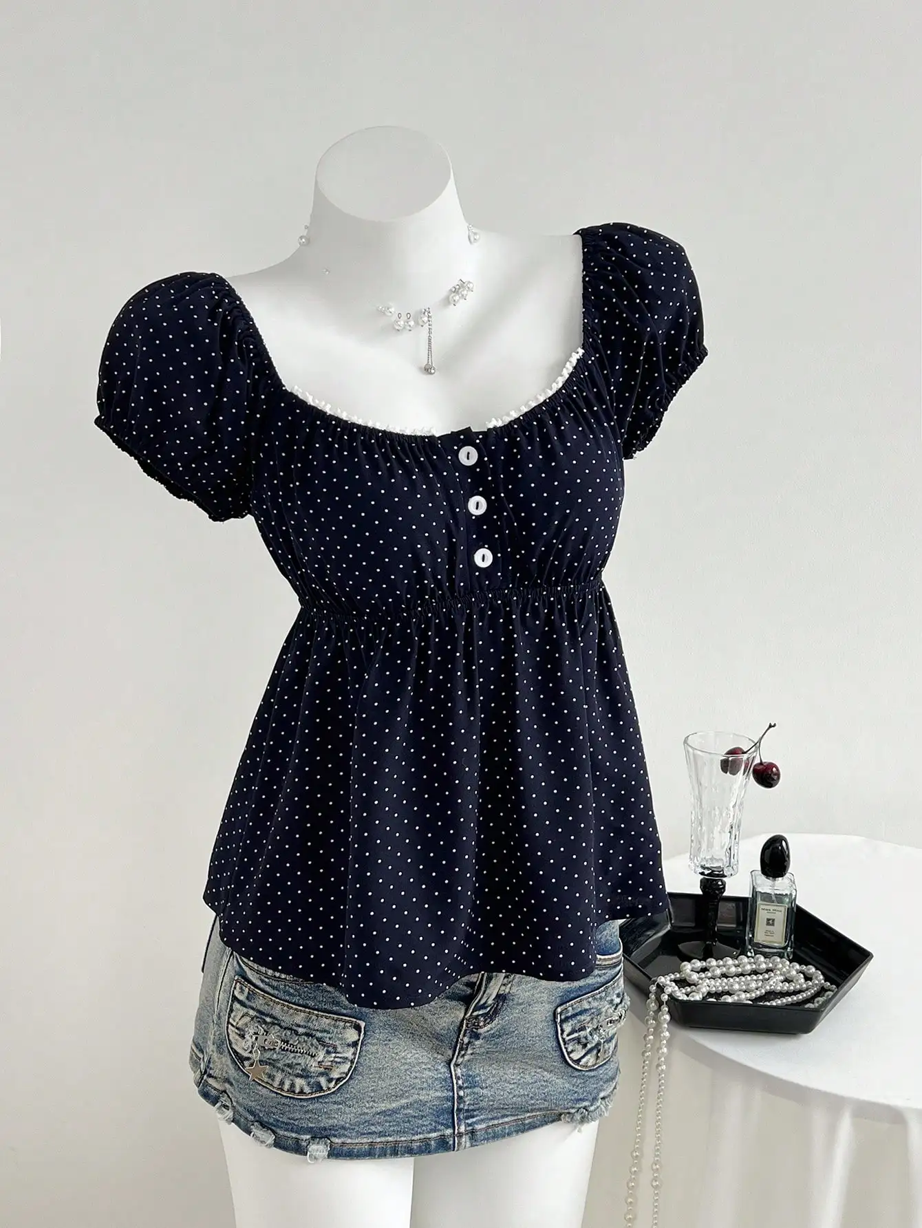 

Women Square Neck Polka Dot Short Sleeve Blouse Puff Sleeve Casual Top