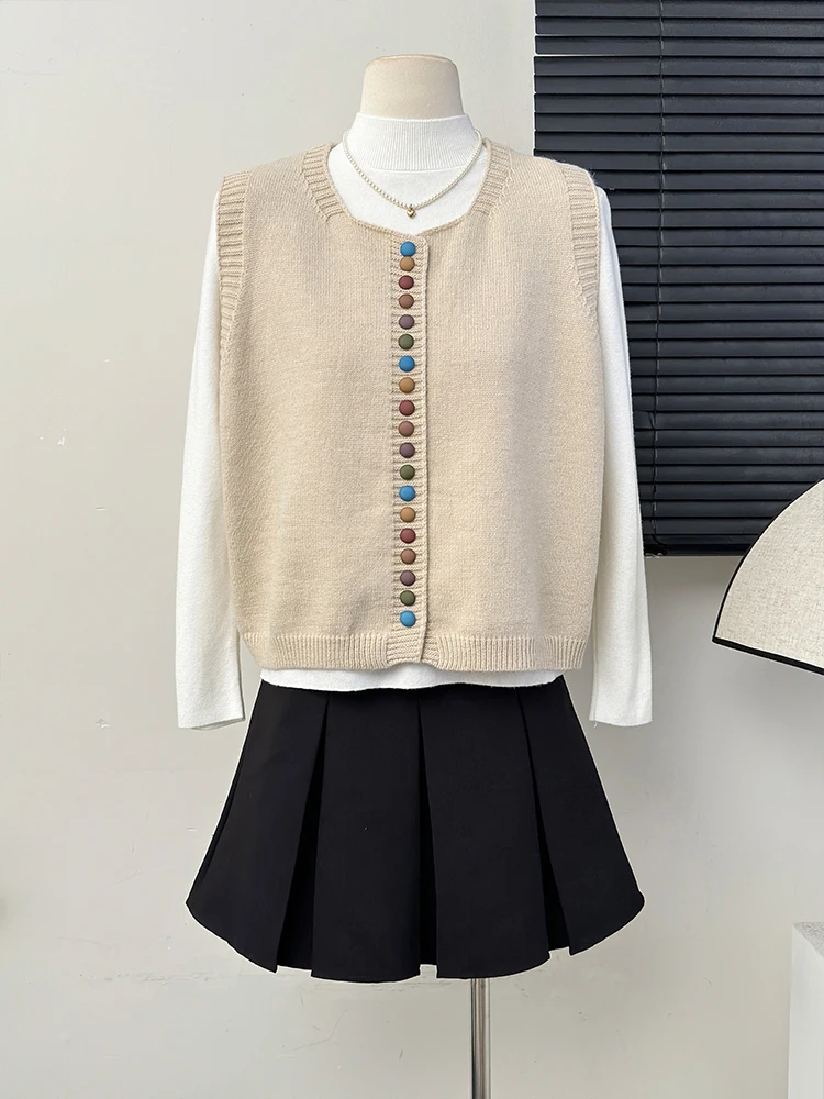 

Wedbleser Dopamine Girl Sensation Single Row Multi Button Vest Knitted Vest Women Autumn Fashion Aging Beautiful Sleeveless Top