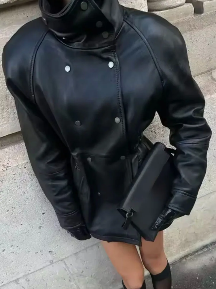 Jaket Kulit Wanita Model Kasual Streetwear Panjang Sedang, Kerah Tegak Kancing Dua Baris, Lengan Panjang, Hiasan Saku