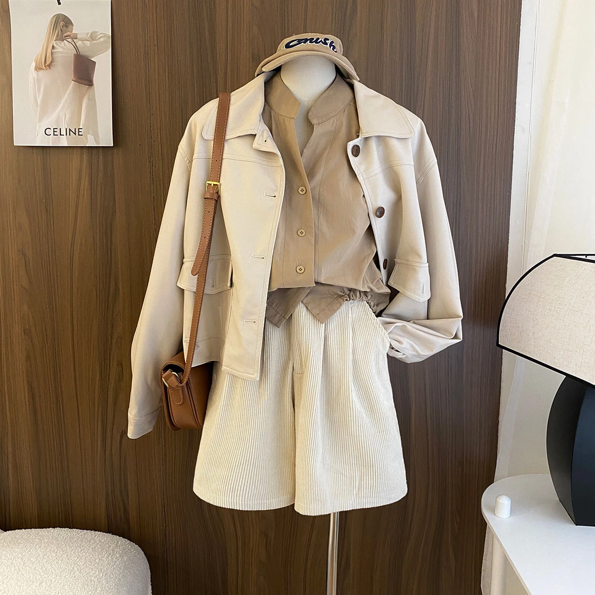 Frauen Herbst Winter Vintage Hohe Taille Breite Bein Cord Shorts Dame Casual Einfarbig Lose Kurze Hosen