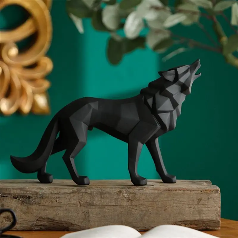 AS63-Home Table Decoration Accessories Wolf Statue Animal Figurine Sculpture Living Study Room Bedroom Decor Interior A